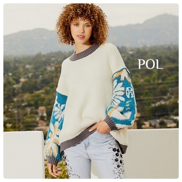 POL Berber Fleece Out Seam Detail Floral Sweater Size Large NWOT